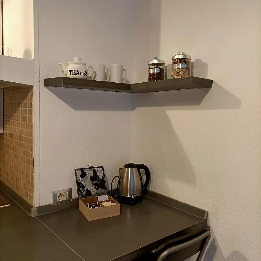 Simonetta's Apartment in Porta Vittoria Milano 0*,  Italia